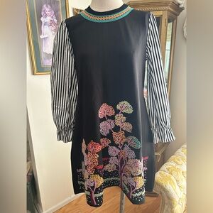 NWOT D&R Black Dress with Striped Sleeves and Colorful Tree Design Sz XL  C:4720